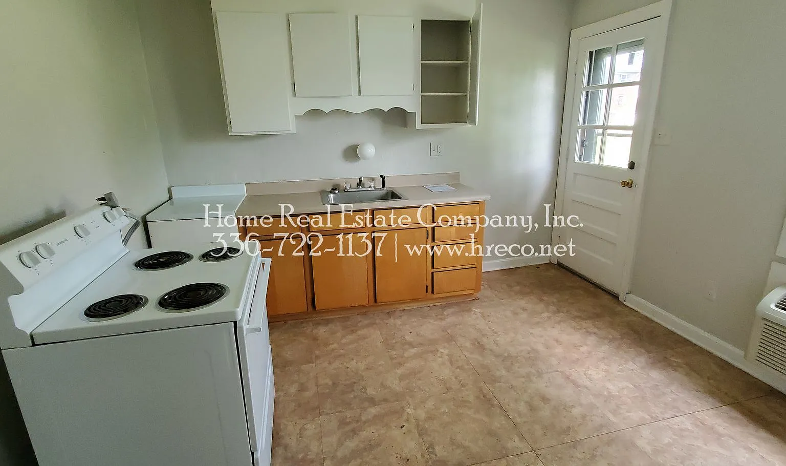 Cambridge Apartments | 605 W. 23rd Street Apt A — Photo 3