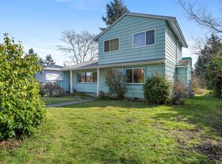 227 Suzanne Pl, View Royal, BC V9B 1P2