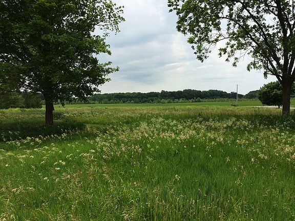 2nd image of 1410 County Road 2150 E