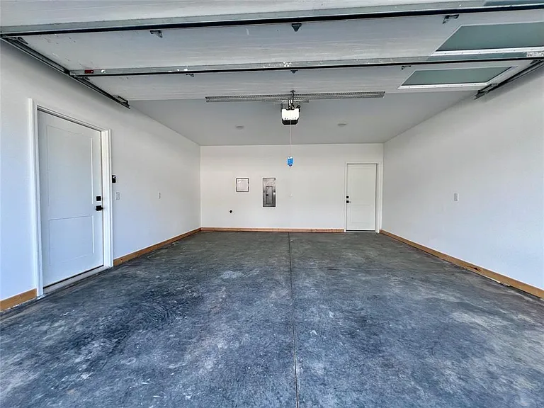 Bricktop 36 Townhomes - BRAND NEW — Photo 22