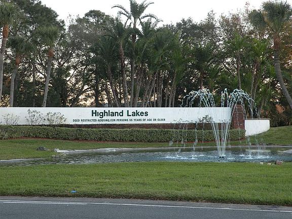 5th image of 2842 Highlands Blvd APT D