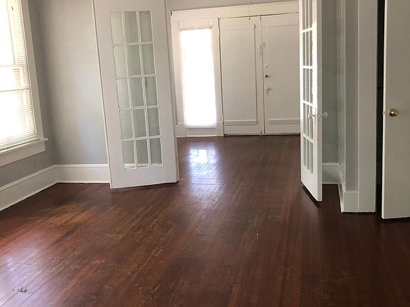 5th image of 2400 Pinehurst Blvd #1