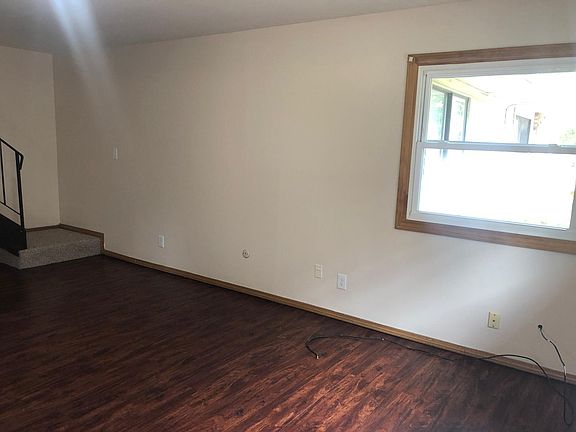 3rd image of 7021 Fillmore Dr