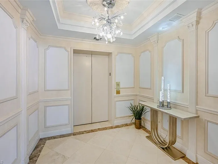 8665 Bay Colony Dr #1401 — Photo 38