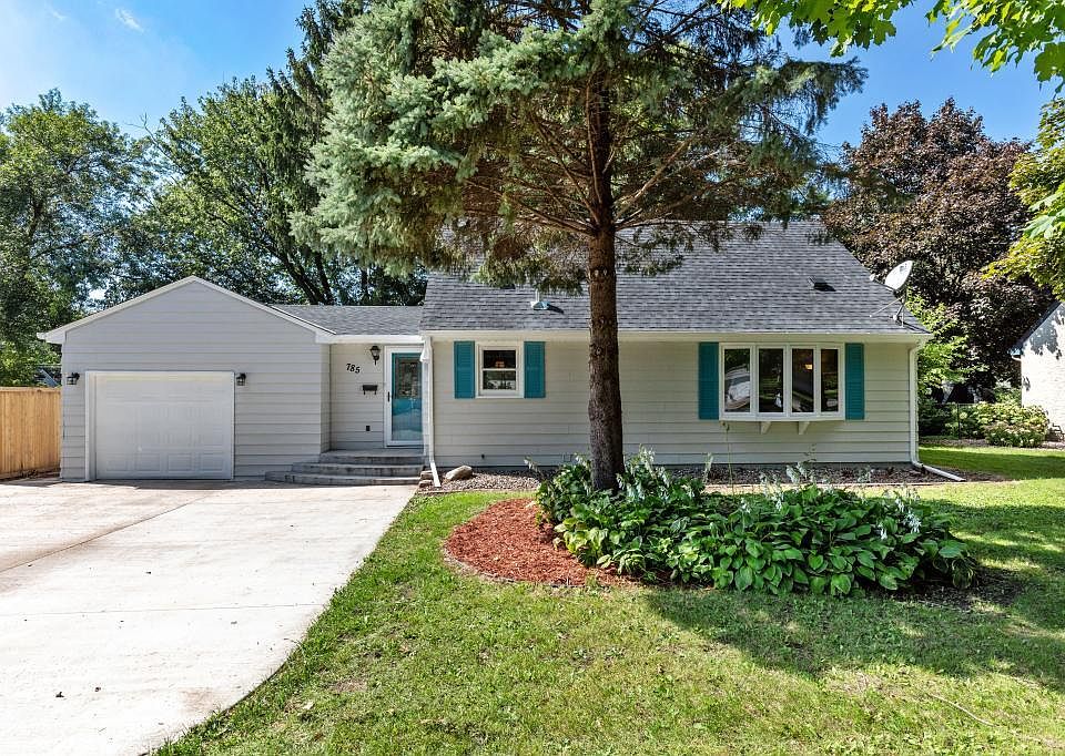 1st image of 785 Ashland Ave