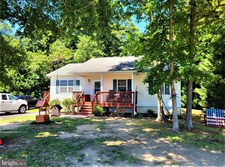 44342 Forest Landing Rd, Hollywood, MD 20636