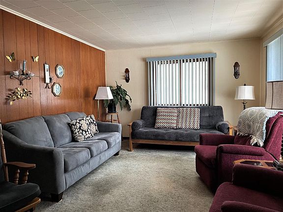 5th image of 770 7th St S #S