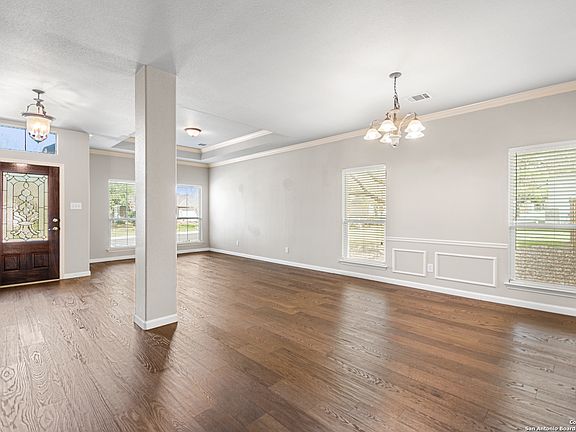 2nd image of 29723 Fairway Vista Drive