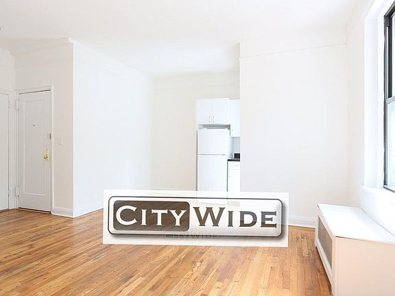2nd image of 401 E 58th St APT A4