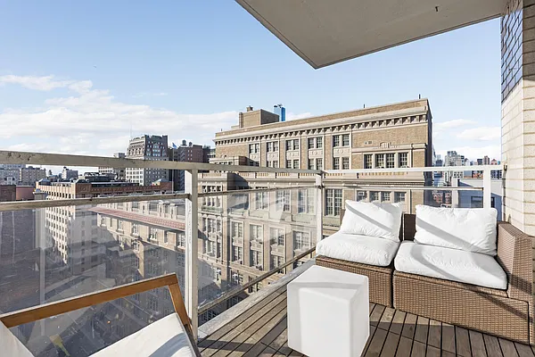 Rented by Corcoran | media 7