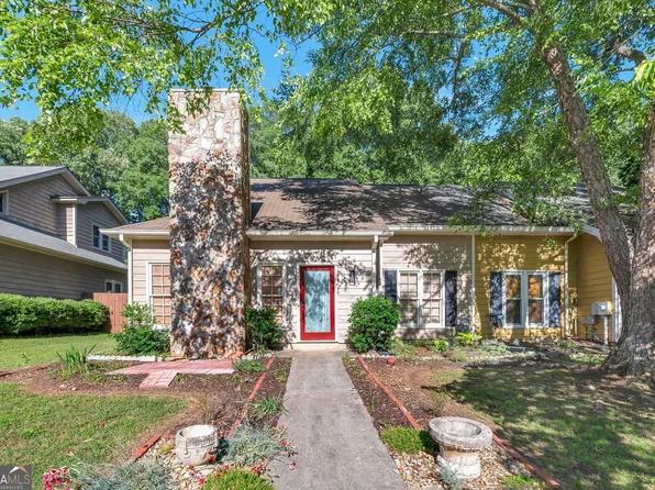 1025 Whitfield Ct SE, Smyrna, GA 30080