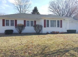 3343 Mount Vernon Dr, Waterloo, IA 50701