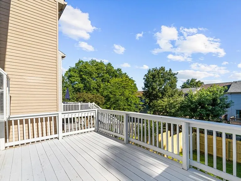 8638 Gambier Hbr — Photo 38