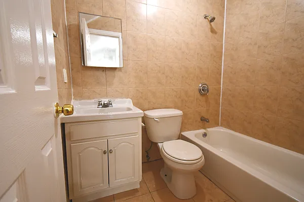 Rented by Elsie Ortiz, LREB | media 10