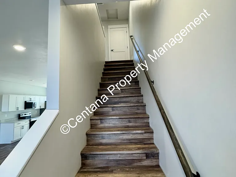 112 S. Clark St. — Photo 42