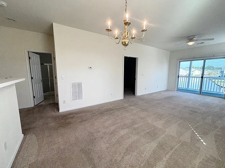 7509 Moorhen Ln #52-D — Photo 5