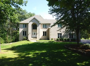 26577 N Fairfield Rd, Wauconda, IL 60084