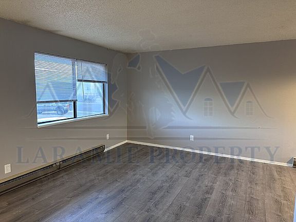 5th image of 714 Downey St #19