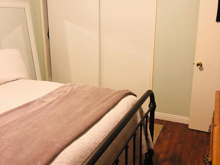 3658 Mentone Ave #4 — Photo 8