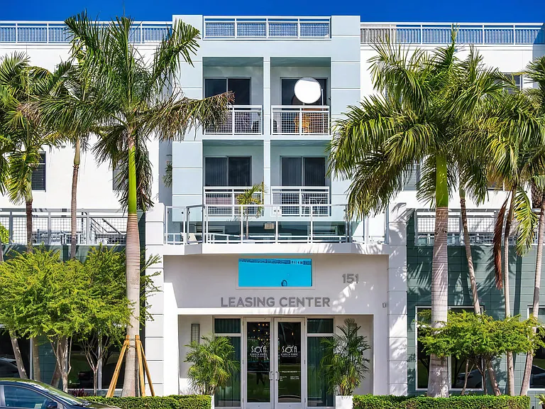 Leasing Center Entrance at South of Atlantic with Modern Glass Doors