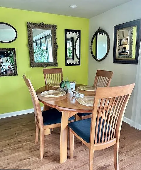 35 Hermitage Dr — Photo 12
