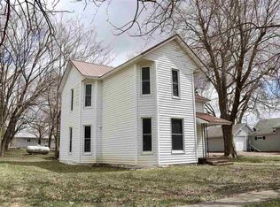 206 N Main St, Crawfordsville, IA 52621