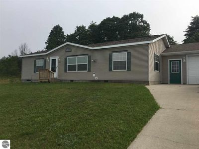 9195 Kingsfield Dr, Kingsley, MI, 49649