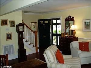 2nd image of 216 Sunset Dr
