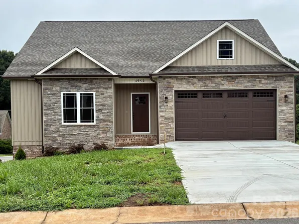 4952 Southview Dr, Hickory, NC 28602