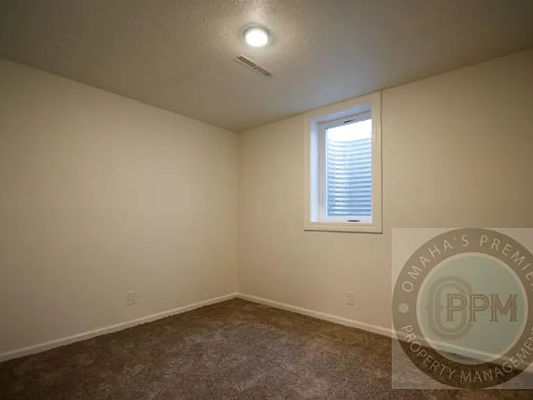 7106 S 145th St — Photo 12