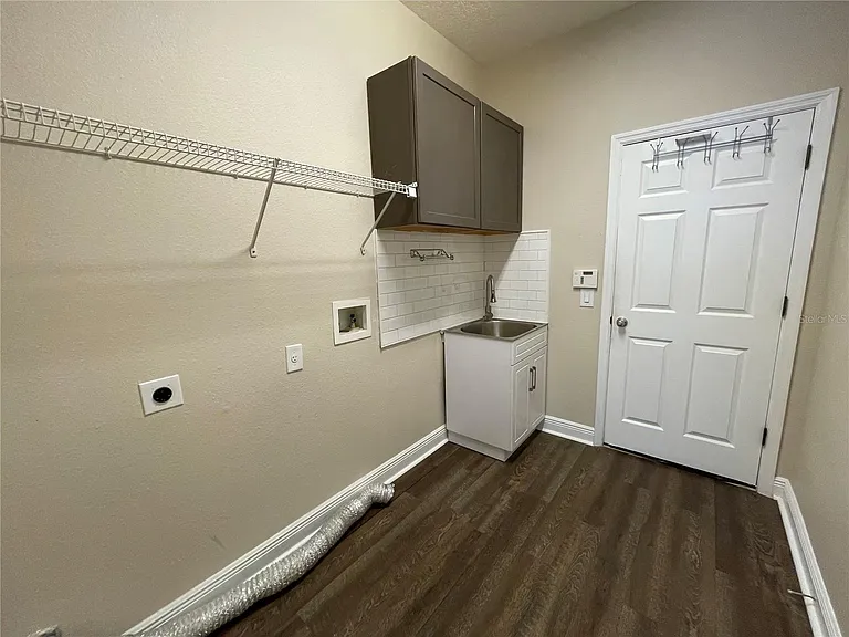 3699 Heirloom Rose Pl — Photo 19