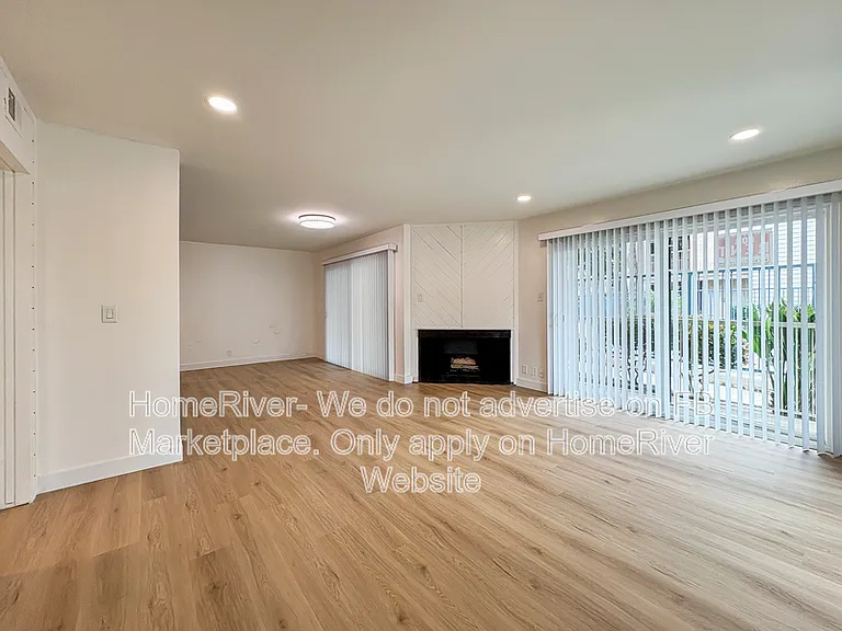 572 Ebbtide Cir — Photo 2