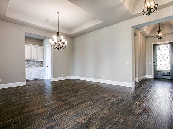 5th image of 2807 Prarie View Dr
