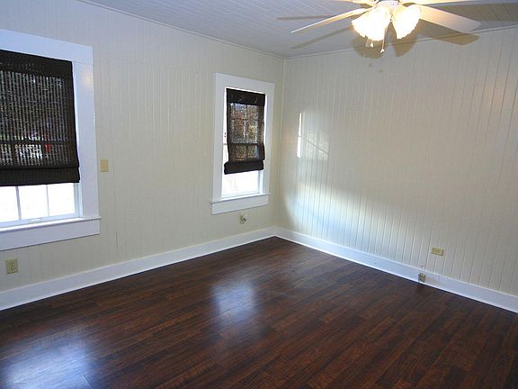 4th image of 609 S 4th St