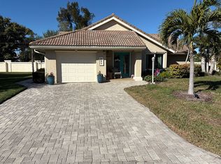 193 Inlets Blvd, Nokomis, FL 34275
