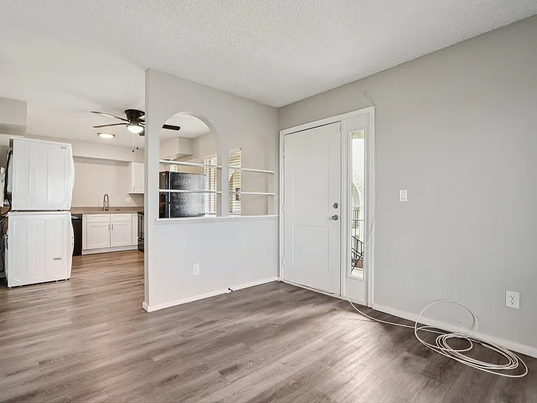 407 N Williams — Photo 43