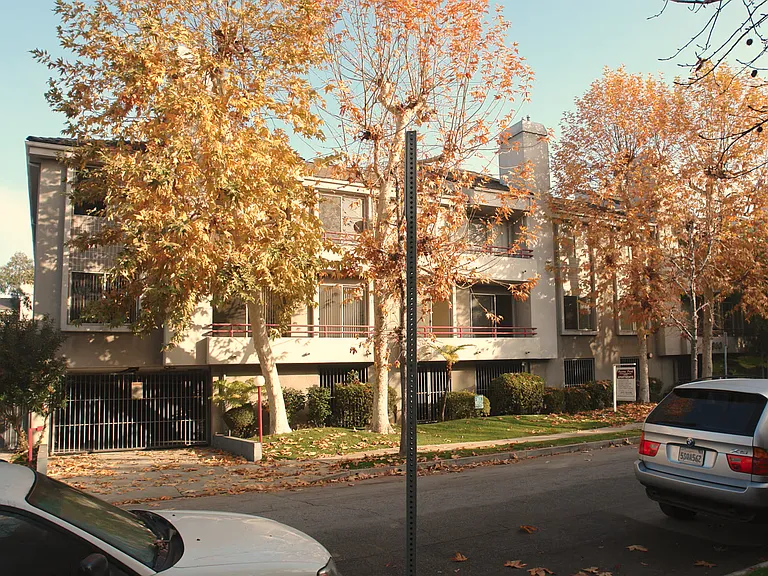 Noho Huston — Photo 27