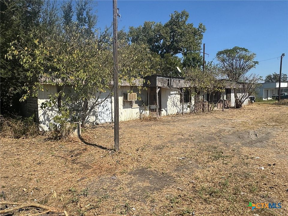 2nd image of 206 W Highway 190