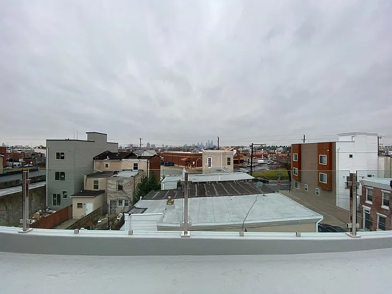 2609 Almond St — Photo 31