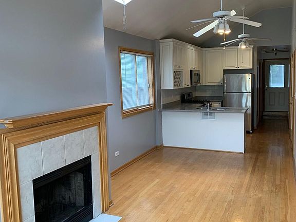 4th image of 1320 N Greenview Ave APT 3
