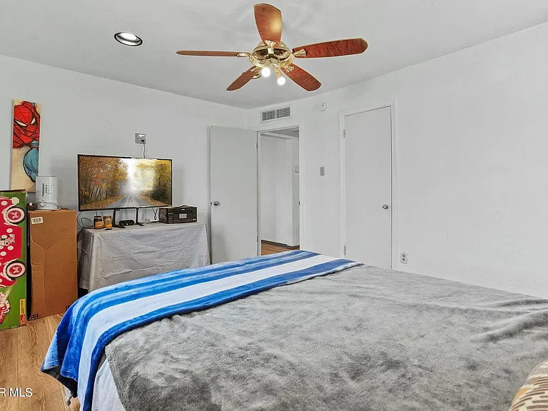 4728 Sierra Madre Dr — Photo 15