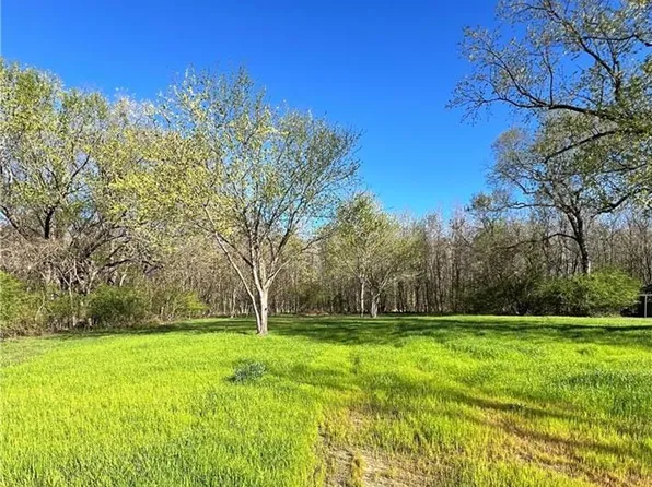 626 W Main St, Waverly, VA 23890