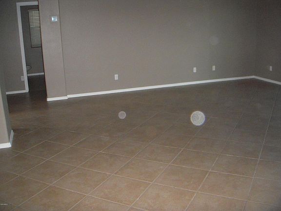 5th image of 15392 S Tipton Pl