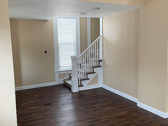4th image of 300 N Henry St