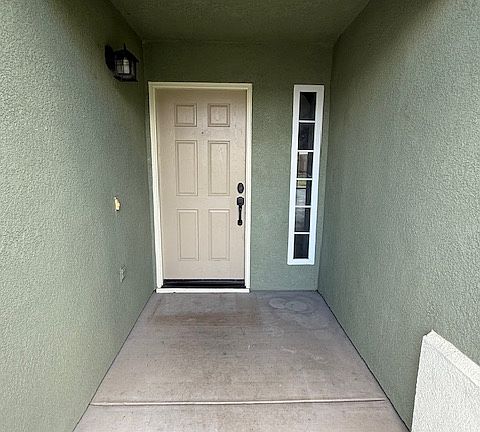 2nd image of 2344 Garden Oak Dr