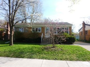 329 Wisconsin Dr, Des Plaines, IL 60016