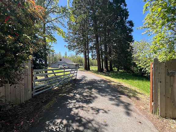 2nd image of 2970 Elk Ln