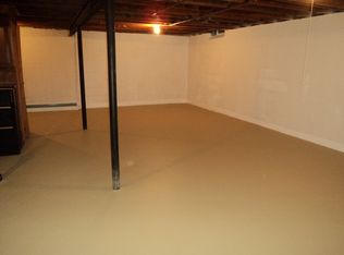 26300 Kiltartan St, Farmington Hills, MI 48334