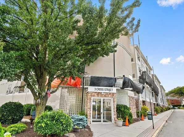 3 Cross Street #114, Suffern, NY 10901