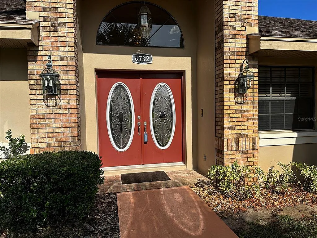 4 bed, 3.0 bath, 3402 sqft, $4,500 — Photo 4